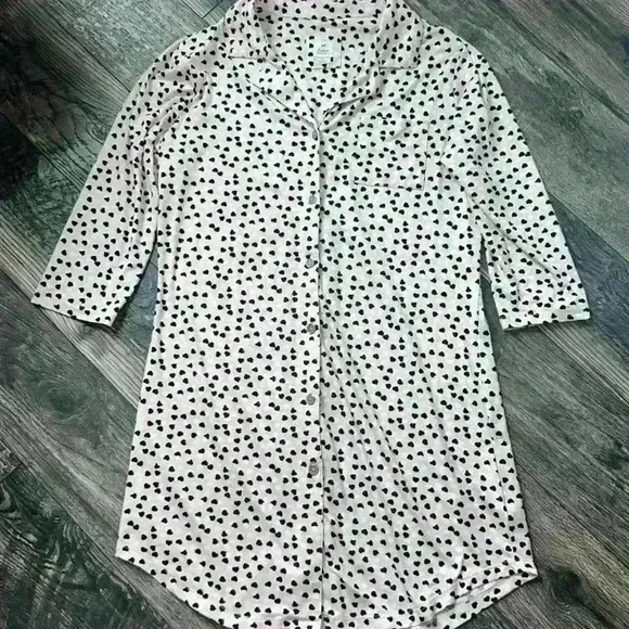 Echo Heart Nightgown - Picture 2 of 5